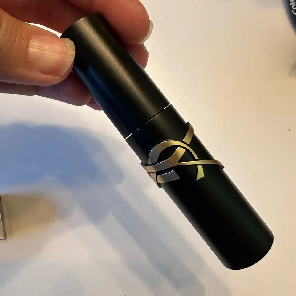 Yves Saint Laurent Black Volume Mascara - Black